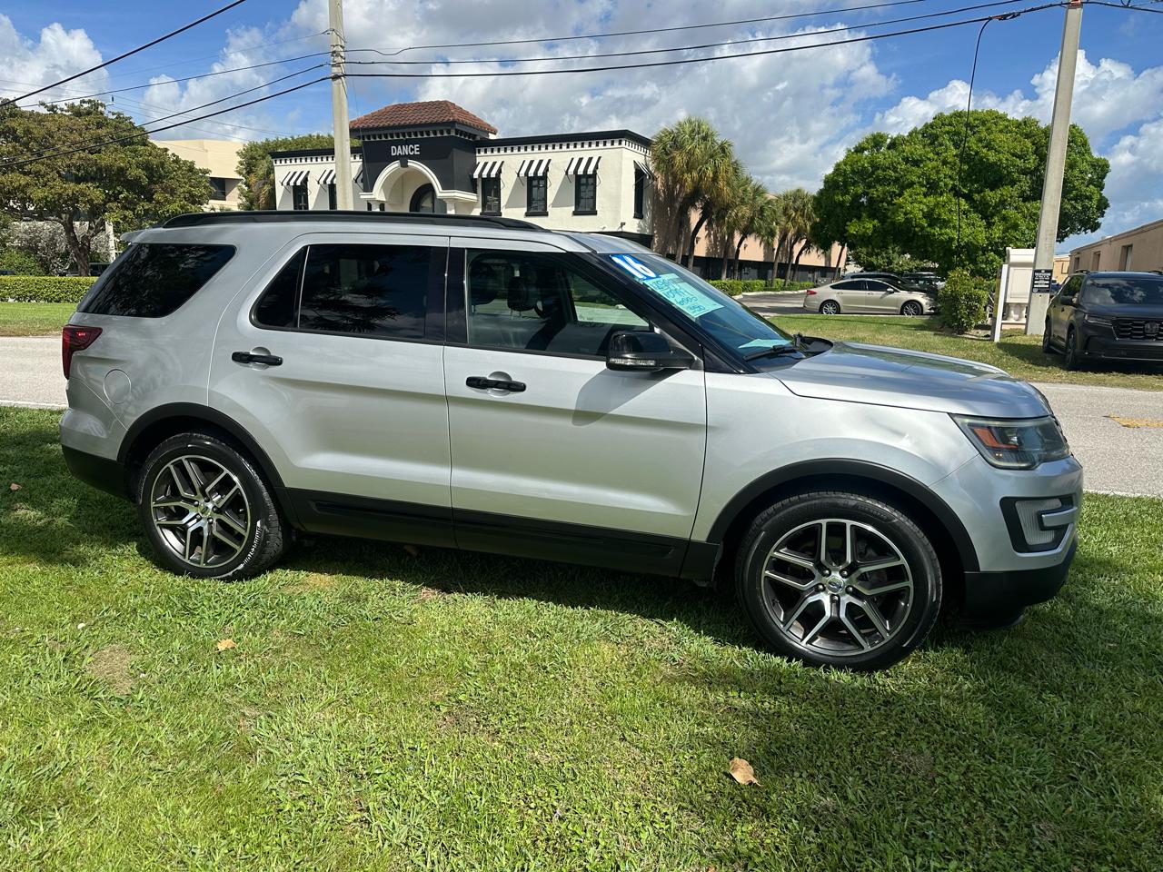 Ford Explorer Sport 4WD 2016