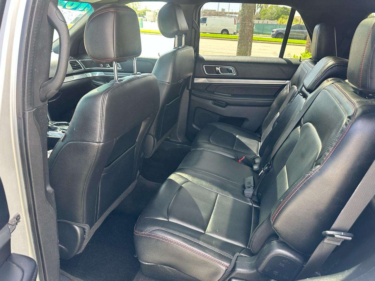 Ford Explorer Sport 4WD 2016