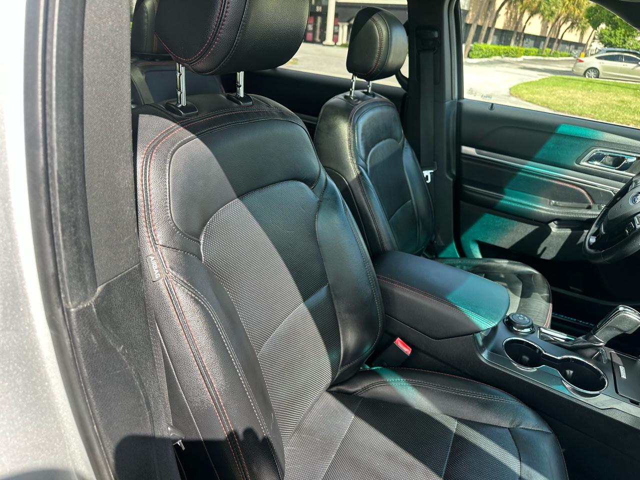 Ford Explorer Sport 4WD 2016