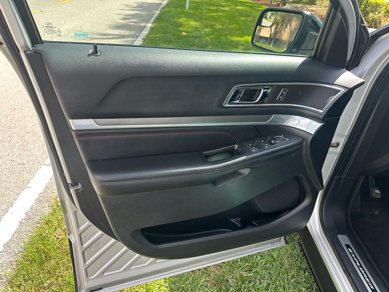 Ford Explorer Sport 4WD 2016