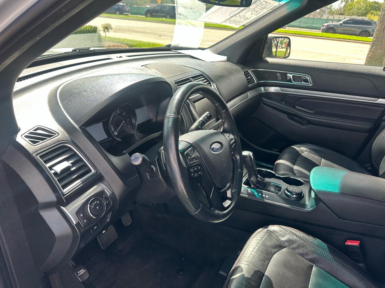 Ford Explorer Sport 4WD 2016