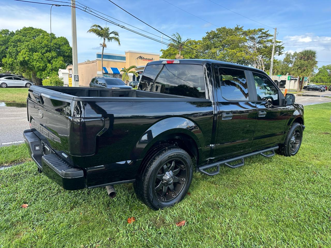 Ford F-150 2WD SuperCrew 139" XL 2018