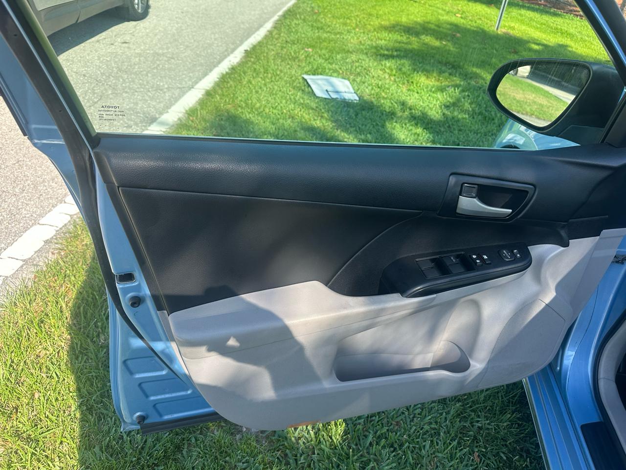 Toyota Camry XLE 2013