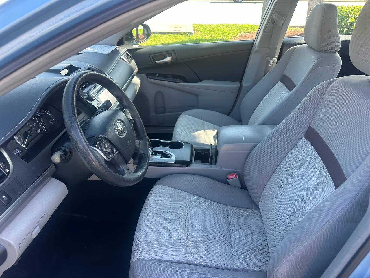 Toyota Camry XLE 2013