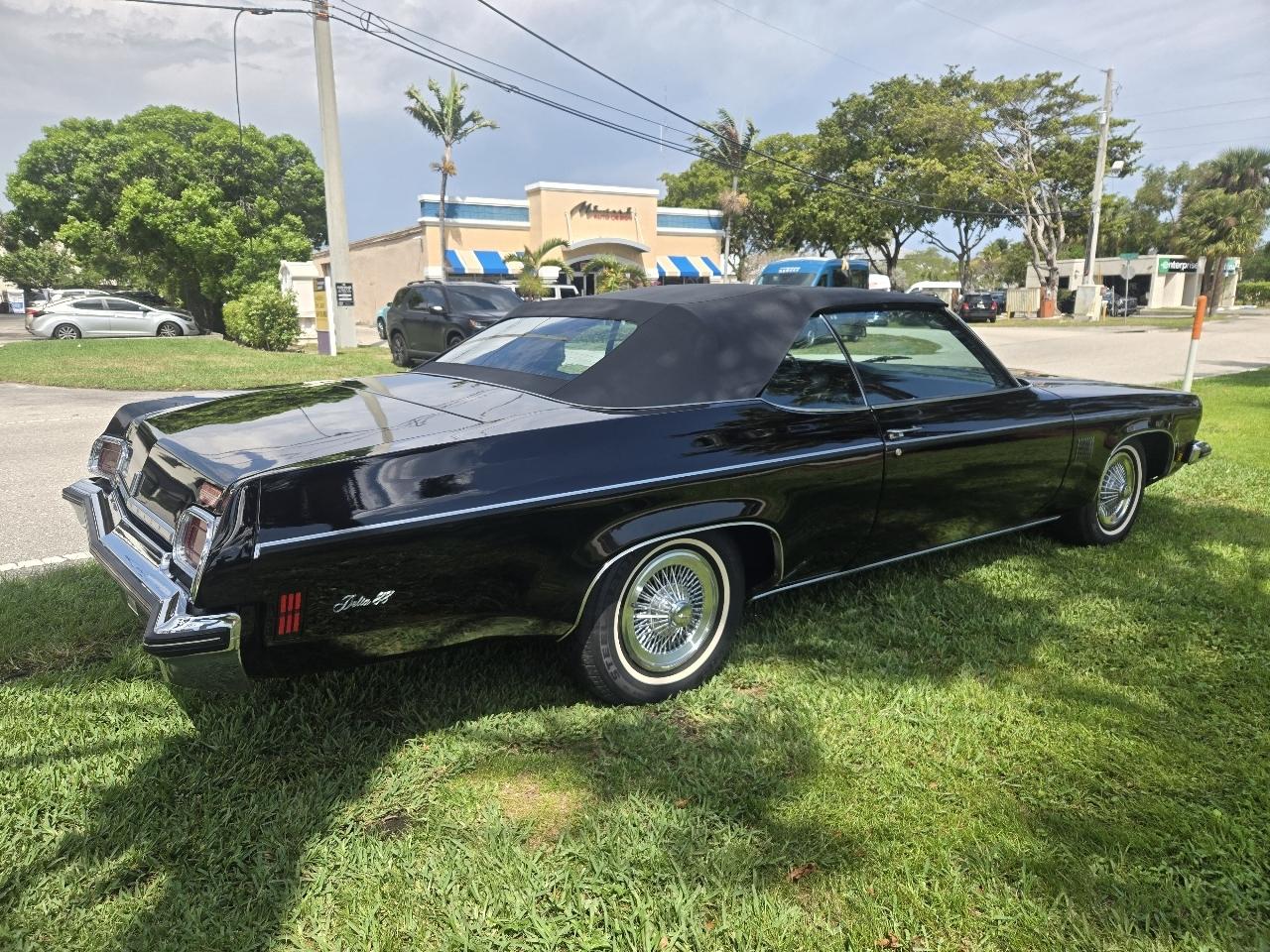 Oldsmobile Delta Eighty-Eight Royale Royale coupe 1973