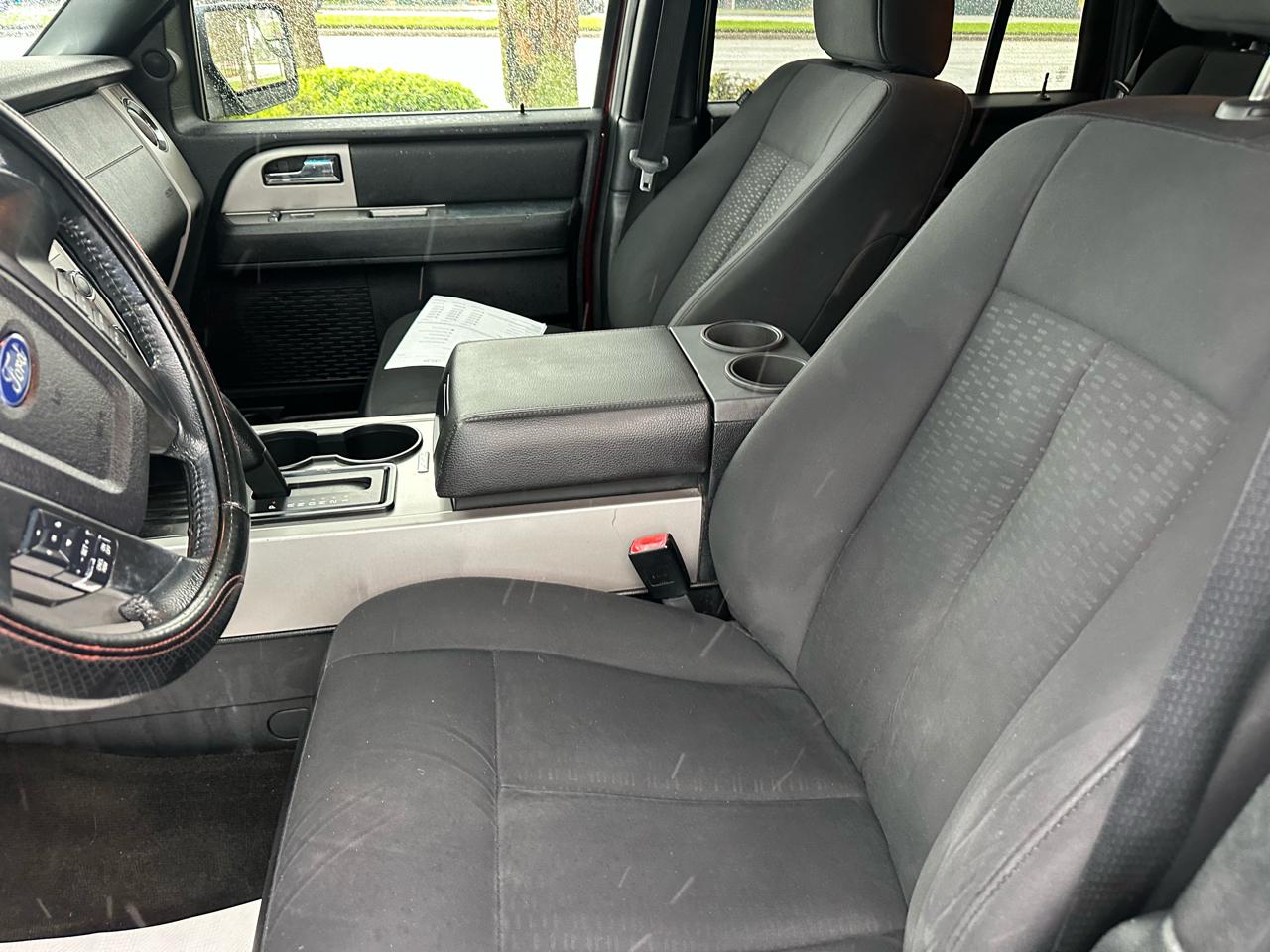 Ford Expedition 119" WB XLT 4WD 2017