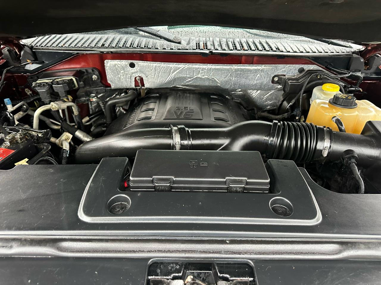 Ford Expedition 119" WB XLT 4WD 2017