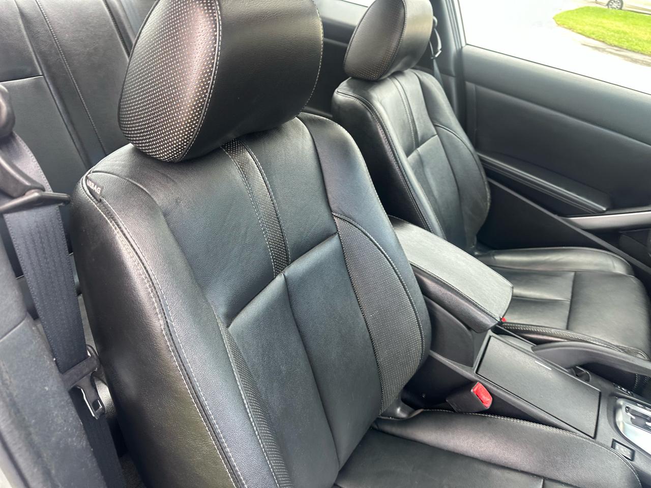 Nissan Altima 2.5 S 6M/T Coupe 2012