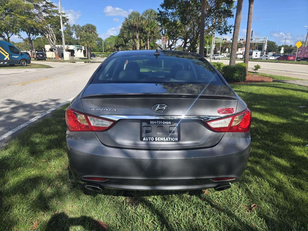 Hyundai Sonata Limited Auto 2013