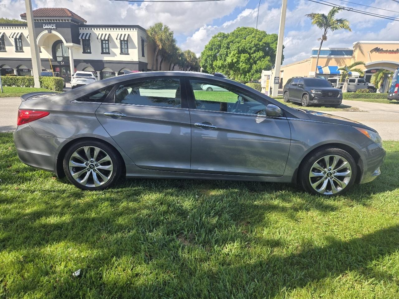 Hyundai Sonata Limited Auto 2013