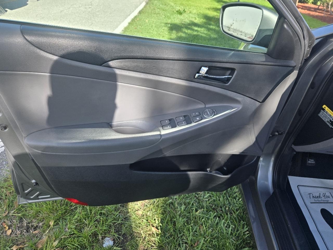 Hyundai Sonata Limited Auto 2013