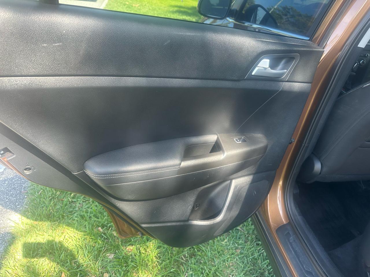 Kia Sportage LX FWD 2020