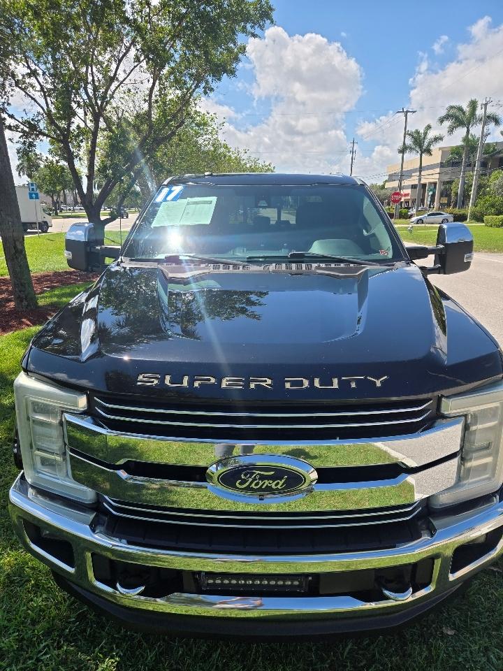 Ford F-350 SD King Ranch Crew Cab 4WD 2017