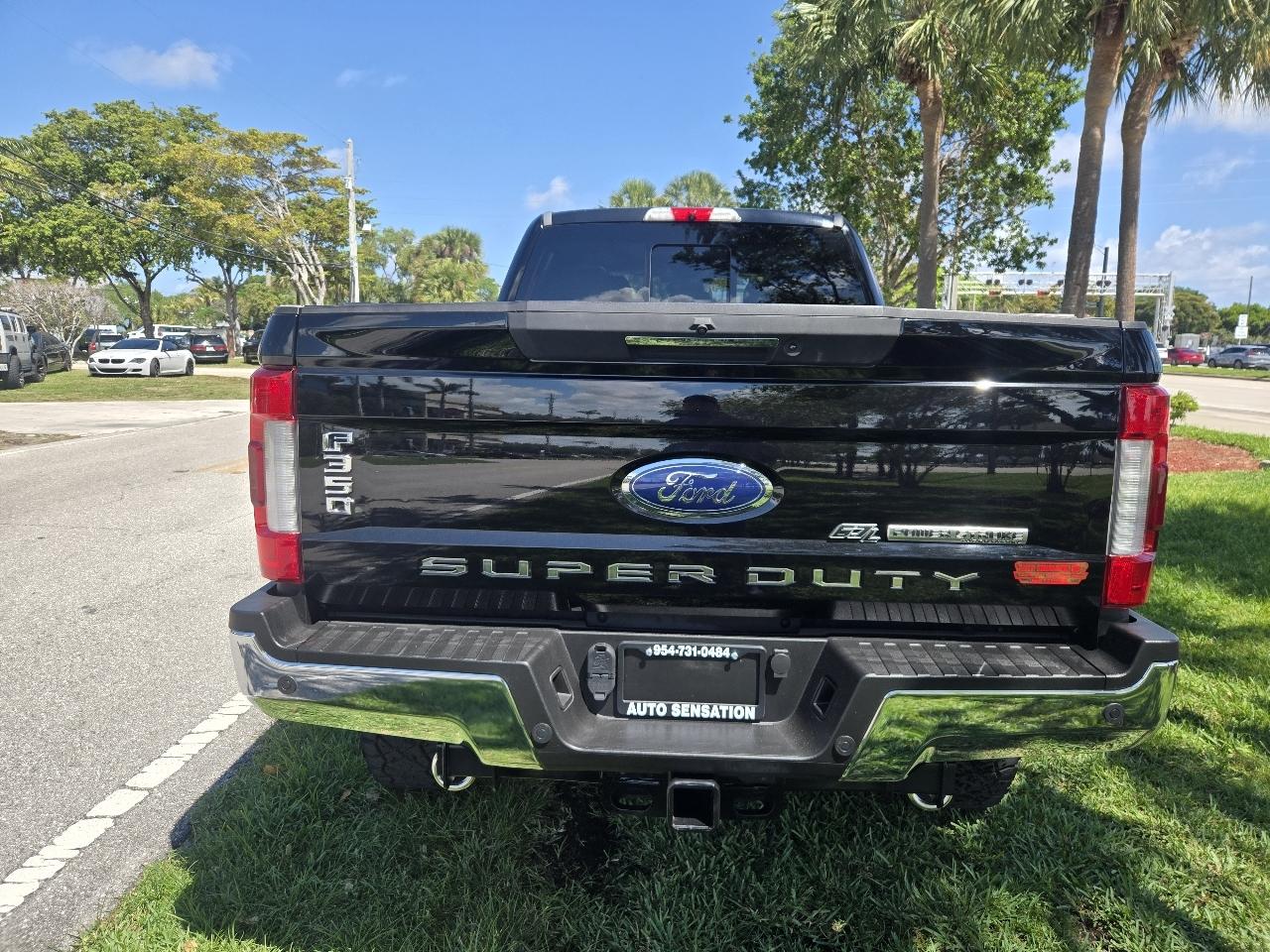 Ford F-350 SD King Ranch Crew Cab 4WD 2017