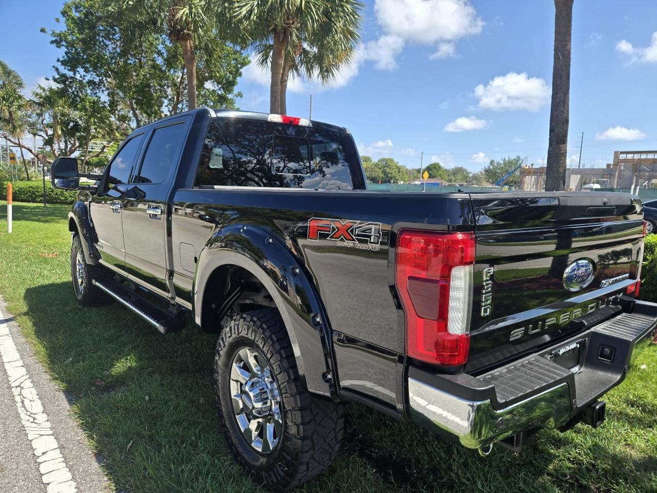 Ford F-350 SD King Ranch Crew Cab 4WD 2017