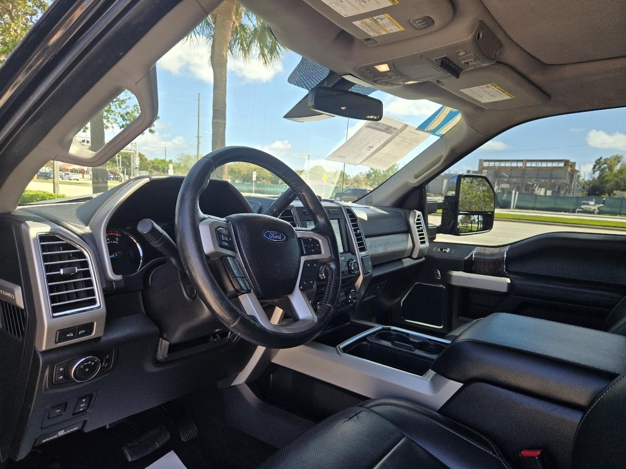 Ford F-350 SD King Ranch Crew Cab 4WD 2017