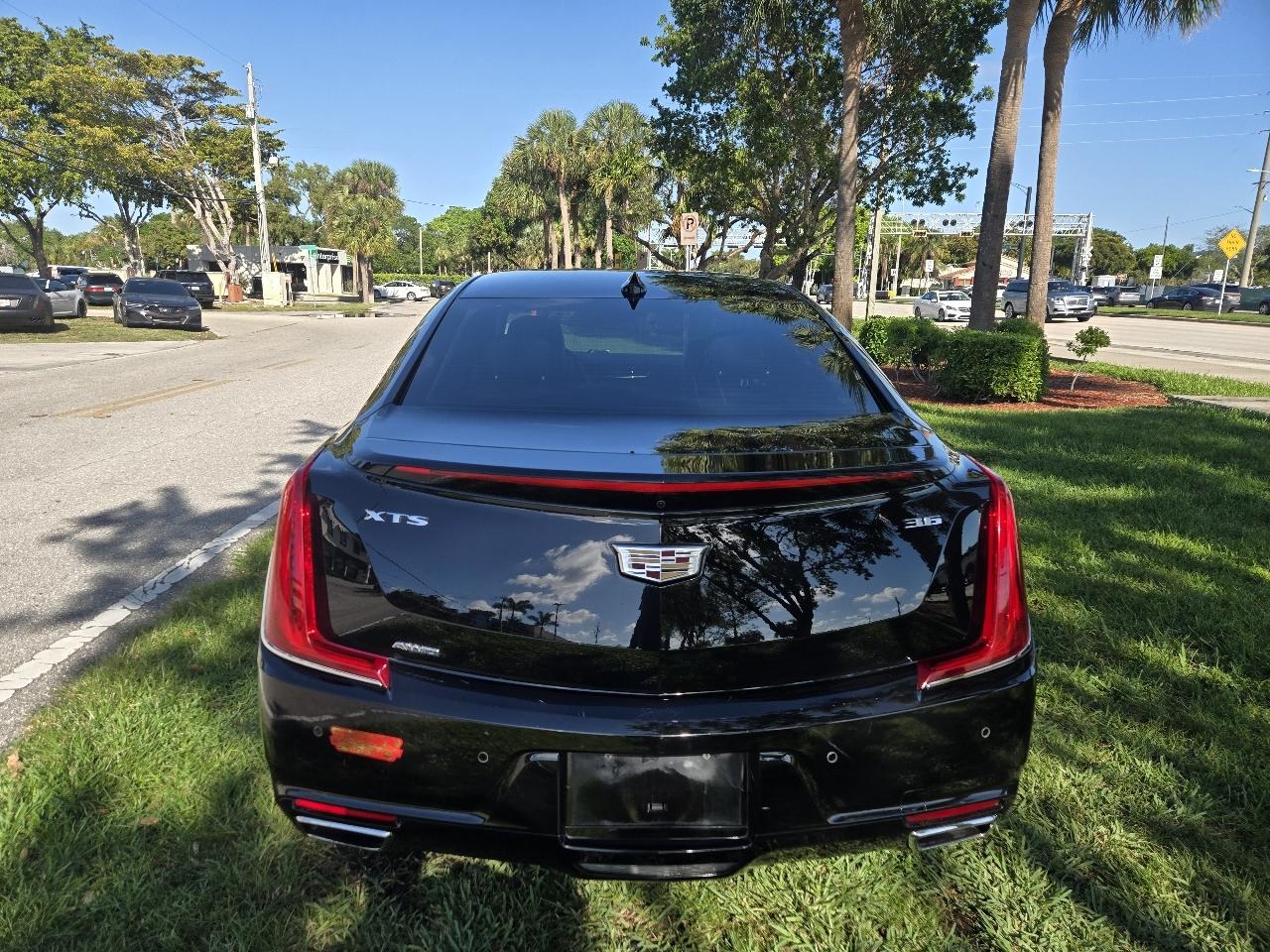 Cadillac XTS Luxury AWD 2019