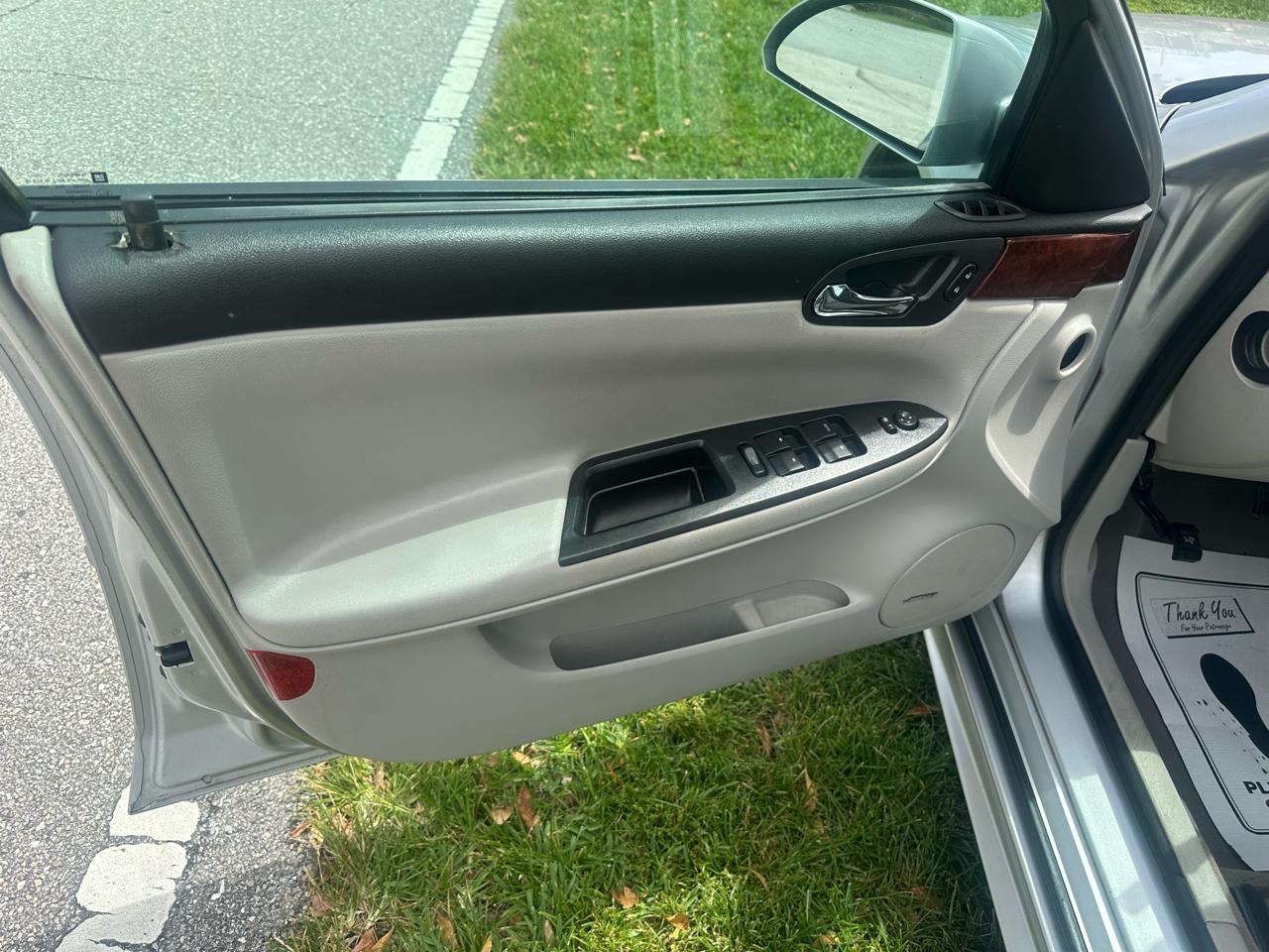 Chevrolet Impala LT 2009