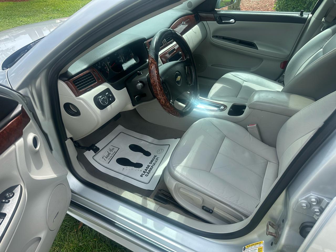 Chevrolet Impala LT 2009