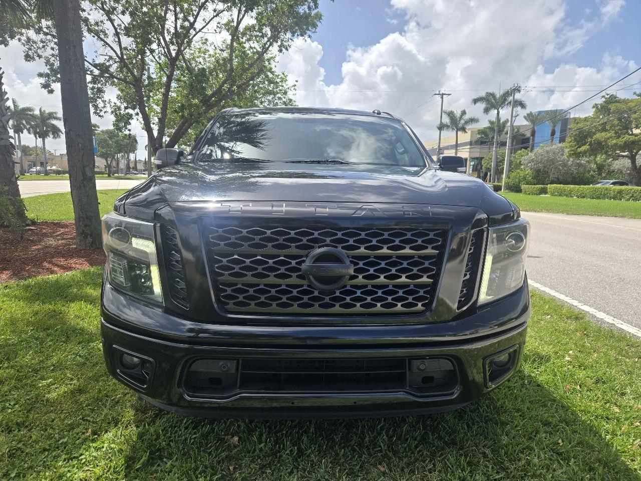 Nissan Titan S Crew Cab 2WD 2019