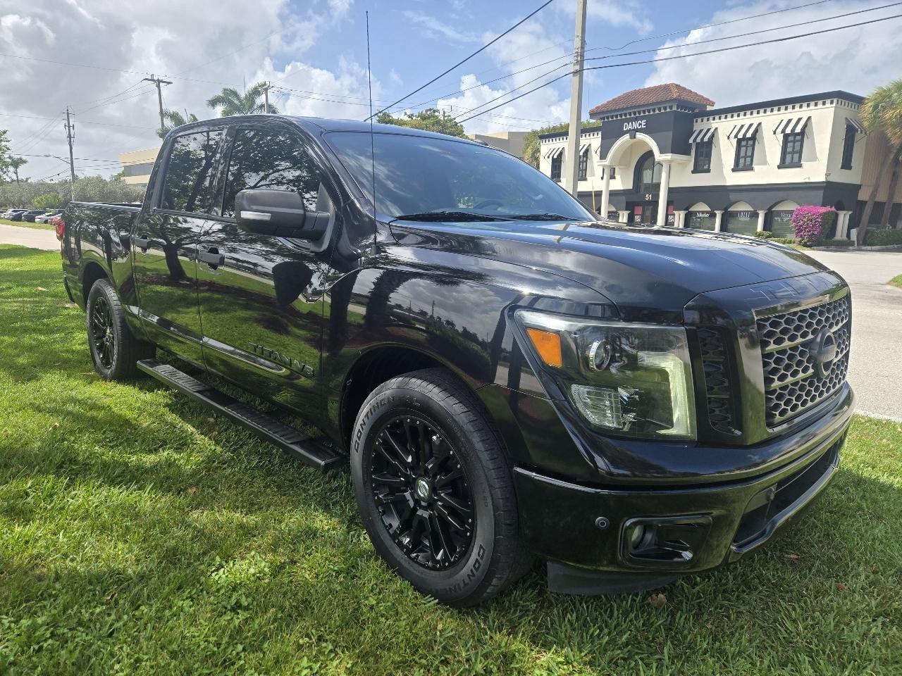 Nissan Titan S Crew Cab 2WD 2019