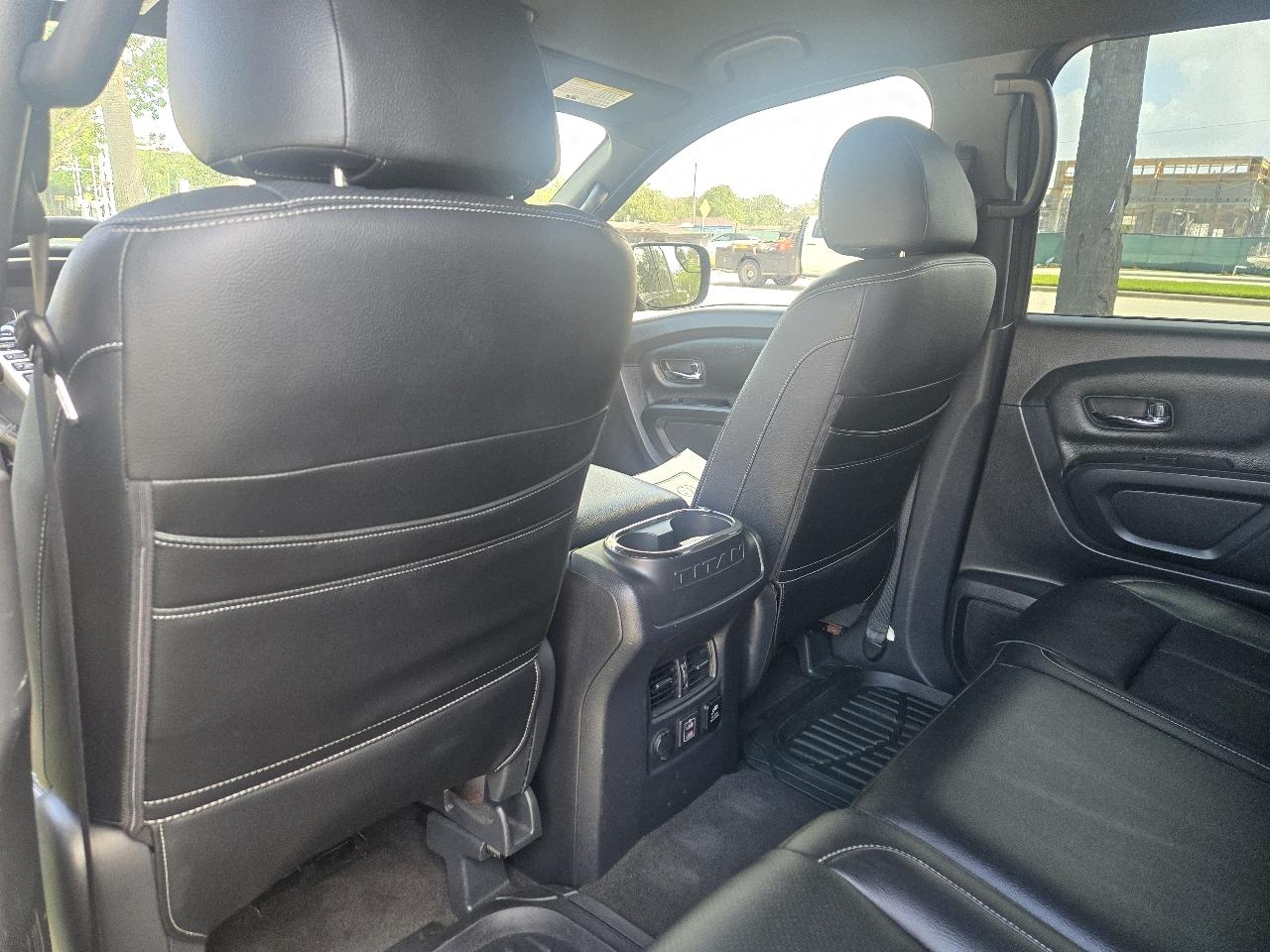 Nissan Titan S Crew Cab 2WD 2019