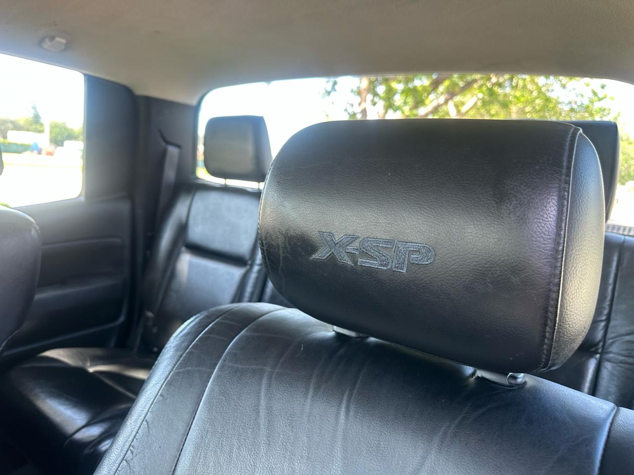 Toyota Tundra 2WD CrewMax 145.7" 5.7L SR5 (Natl) 2010