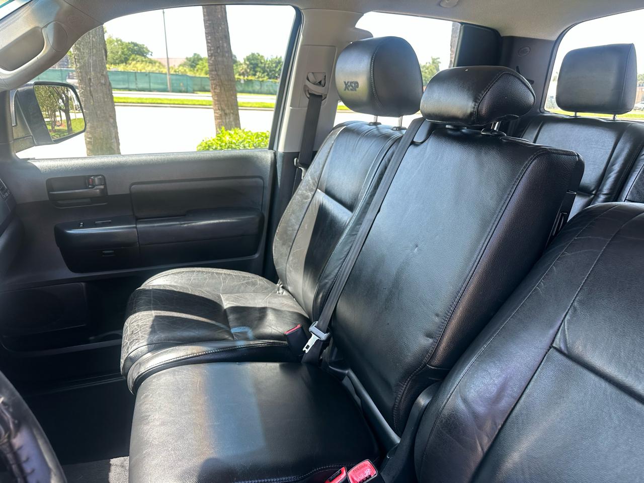 Toyota Tundra 2WD CrewMax 145.7" 5.7L SR5 (Natl) 2010