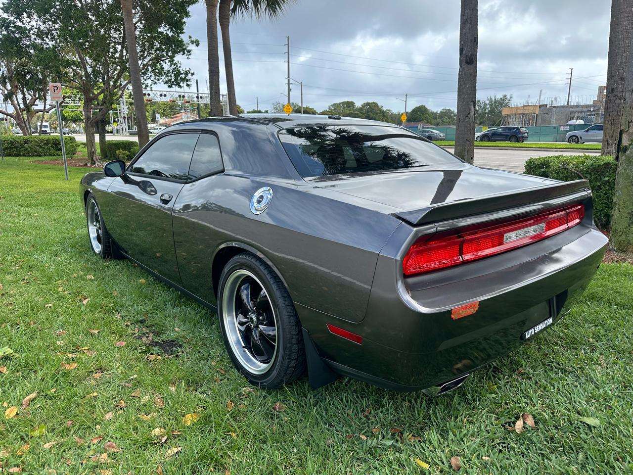 Dodge Challenger SXT 2014