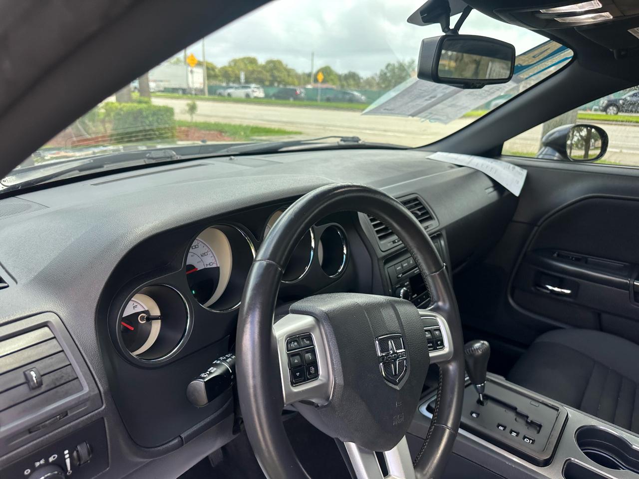 Dodge Challenger SXT 2014
