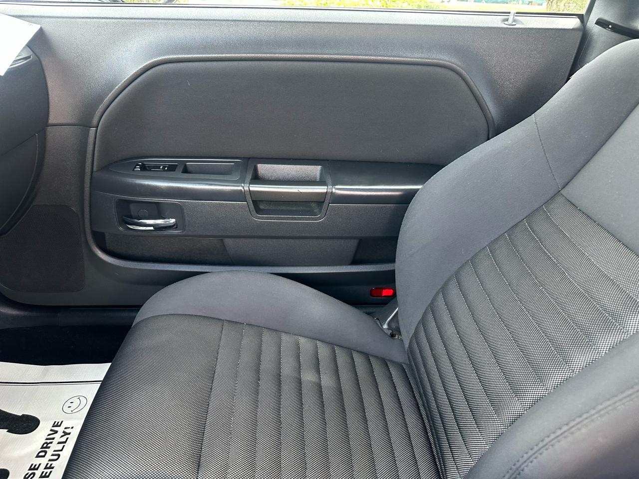 Dodge Challenger SXT 2014