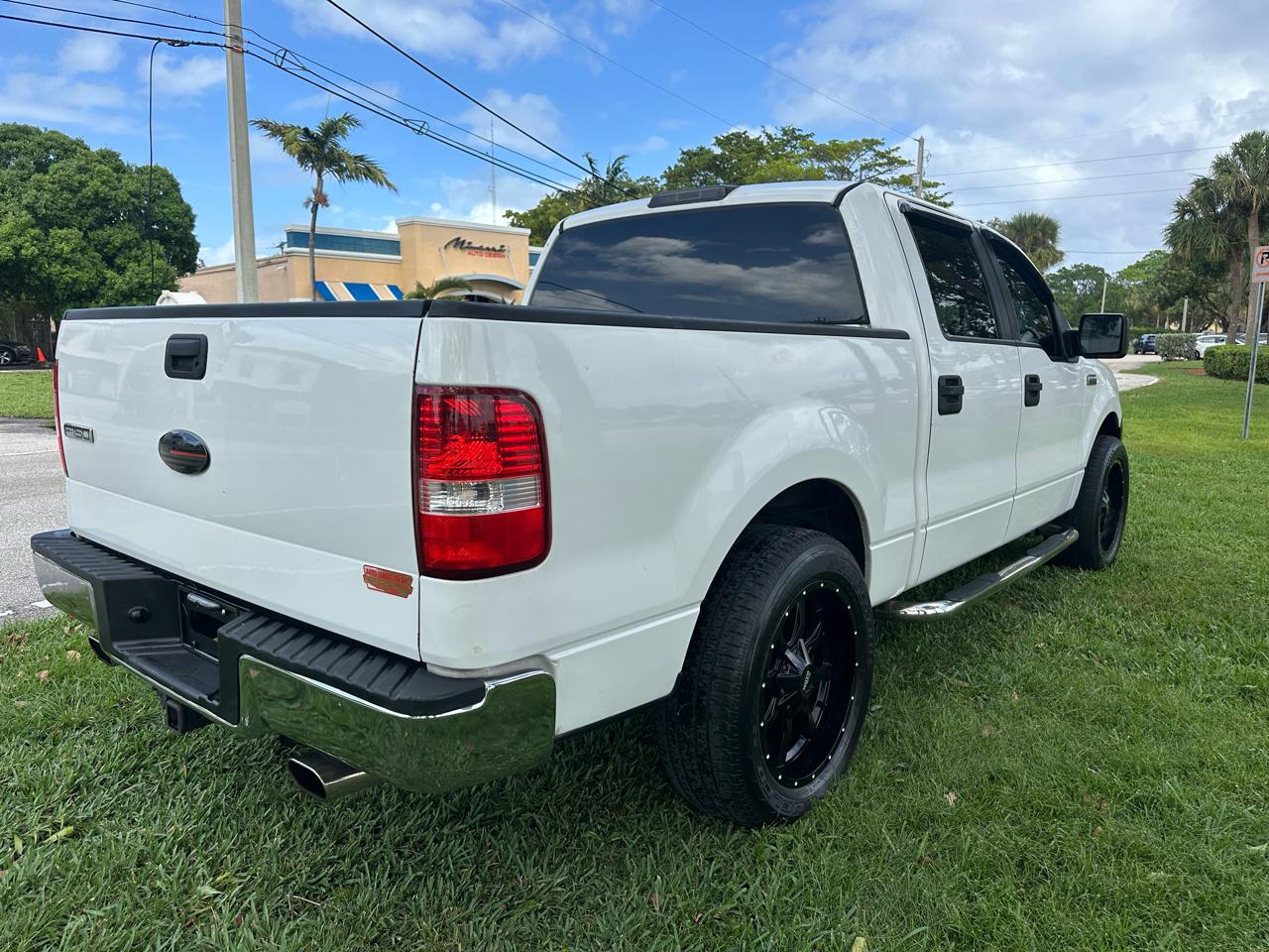 Ford F-150 2WD SuperCrew 139" Lariat 2007