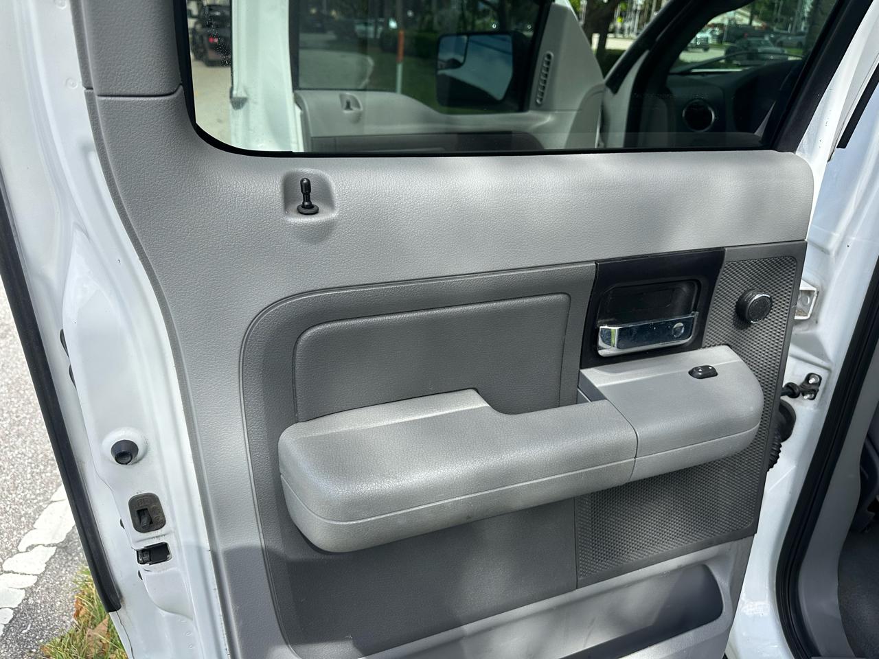 Ford F-150 2WD SuperCrew 139" Lariat 2007