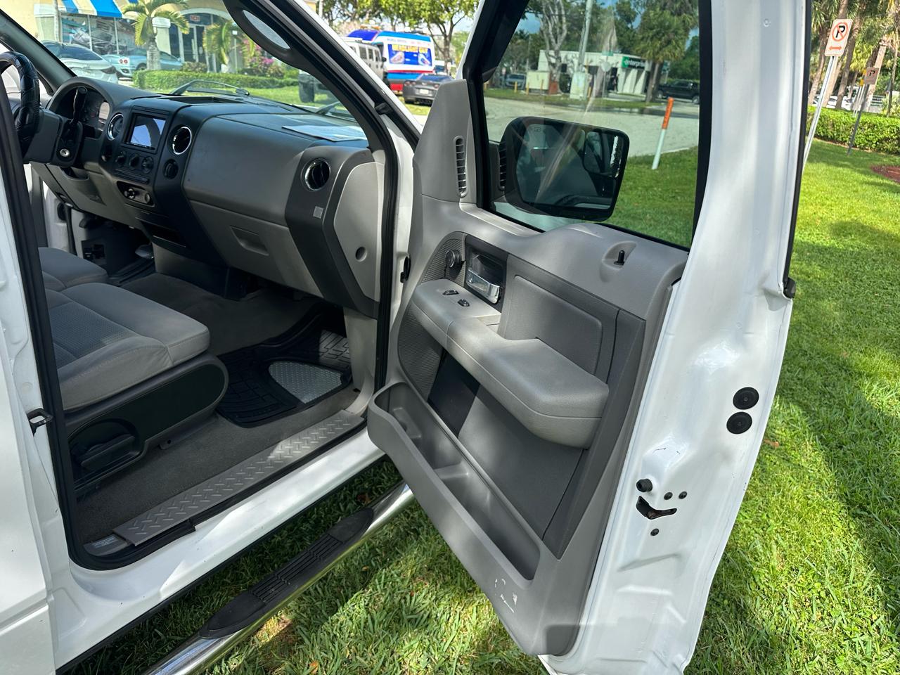 Ford F-150 2WD SuperCrew 139" Lariat 2007