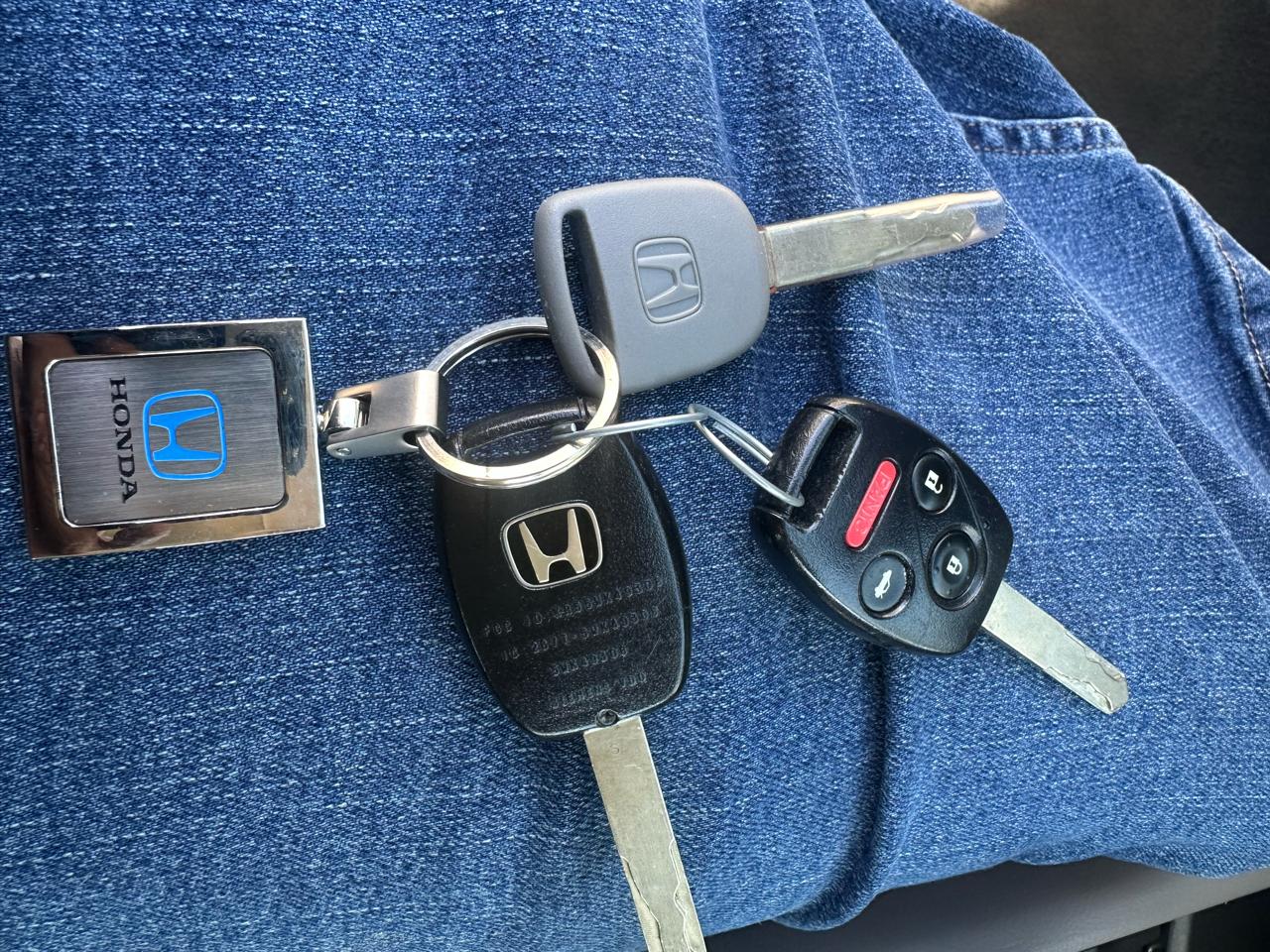 Honda Accord LX sedan AT 2011