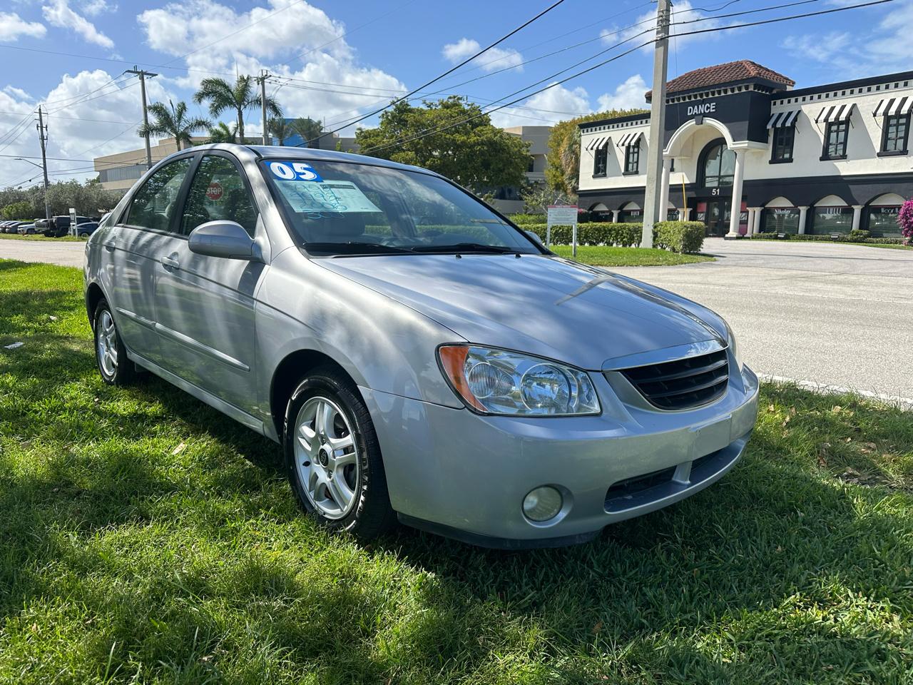 Kia Spectra LX 2005