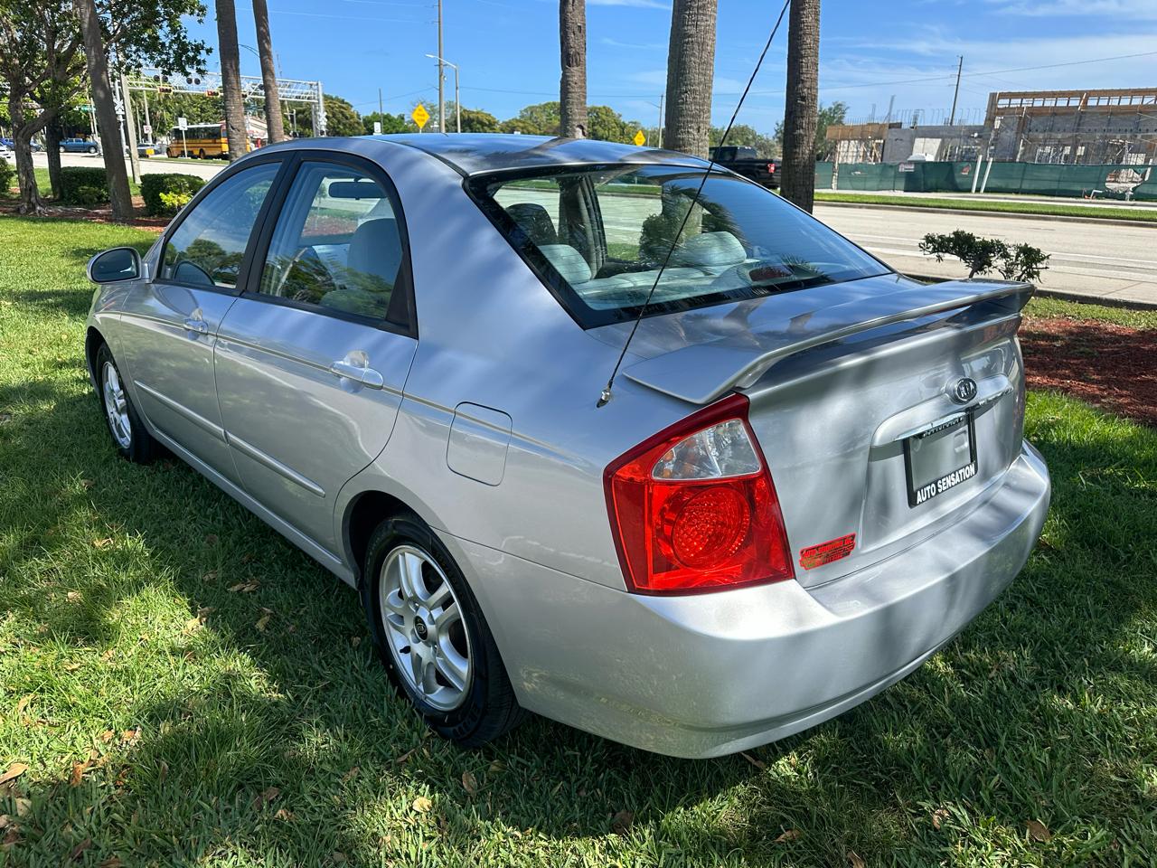 Kia Spectra LX 2005