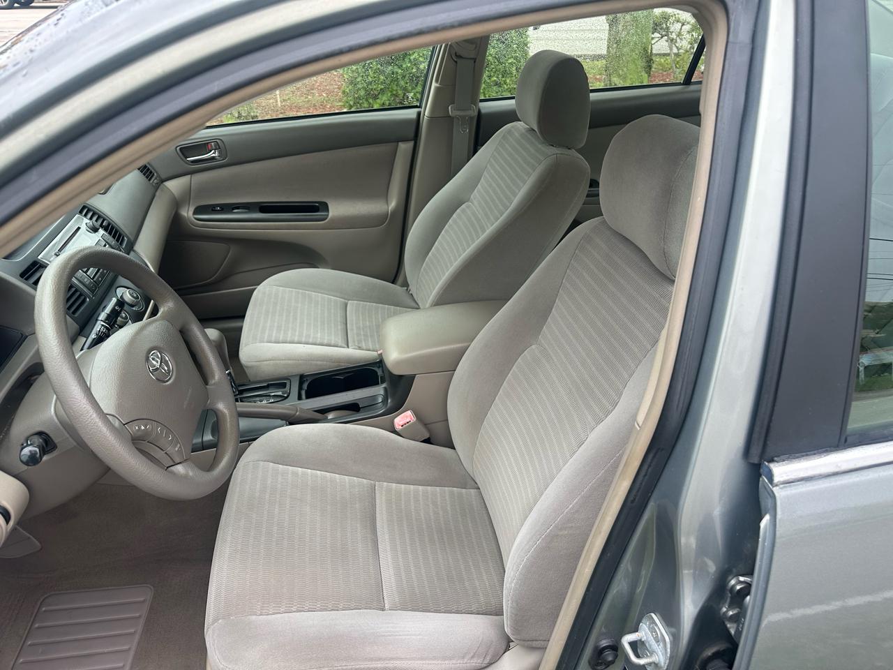 Toyota Camry LE 2005