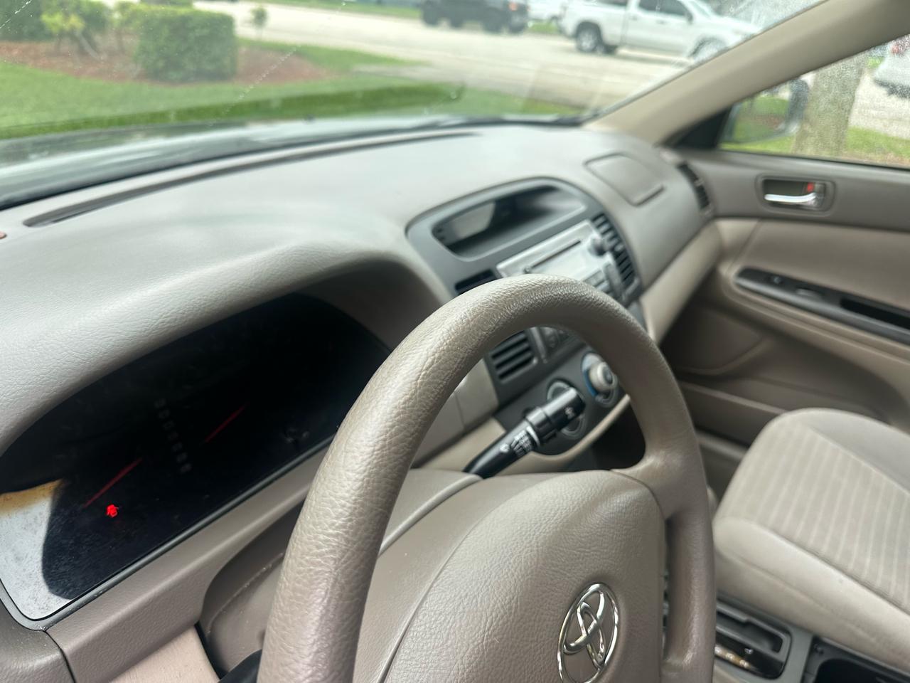 Toyota Camry LE 2005