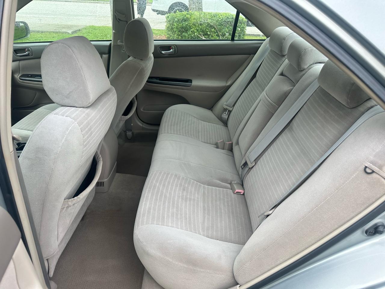 Toyota Camry LE 2005