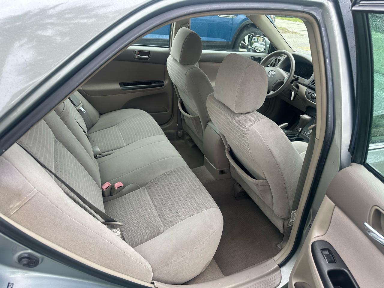 Toyota Camry LE 2005