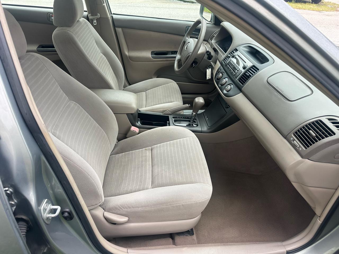 Toyota Camry LE 2005