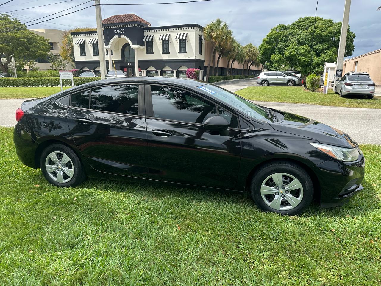 Chevrolet Cruze LS Auto 2018