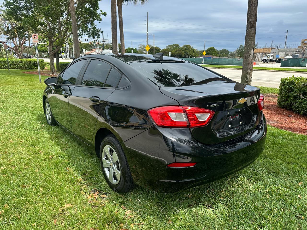 Chevrolet Cruze LS Auto 2018