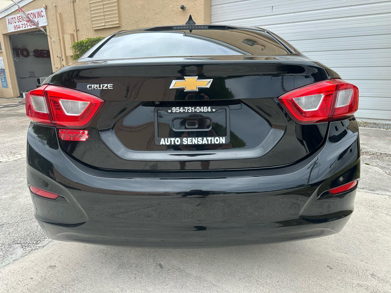 Chevrolet Cruze LS Auto 2018