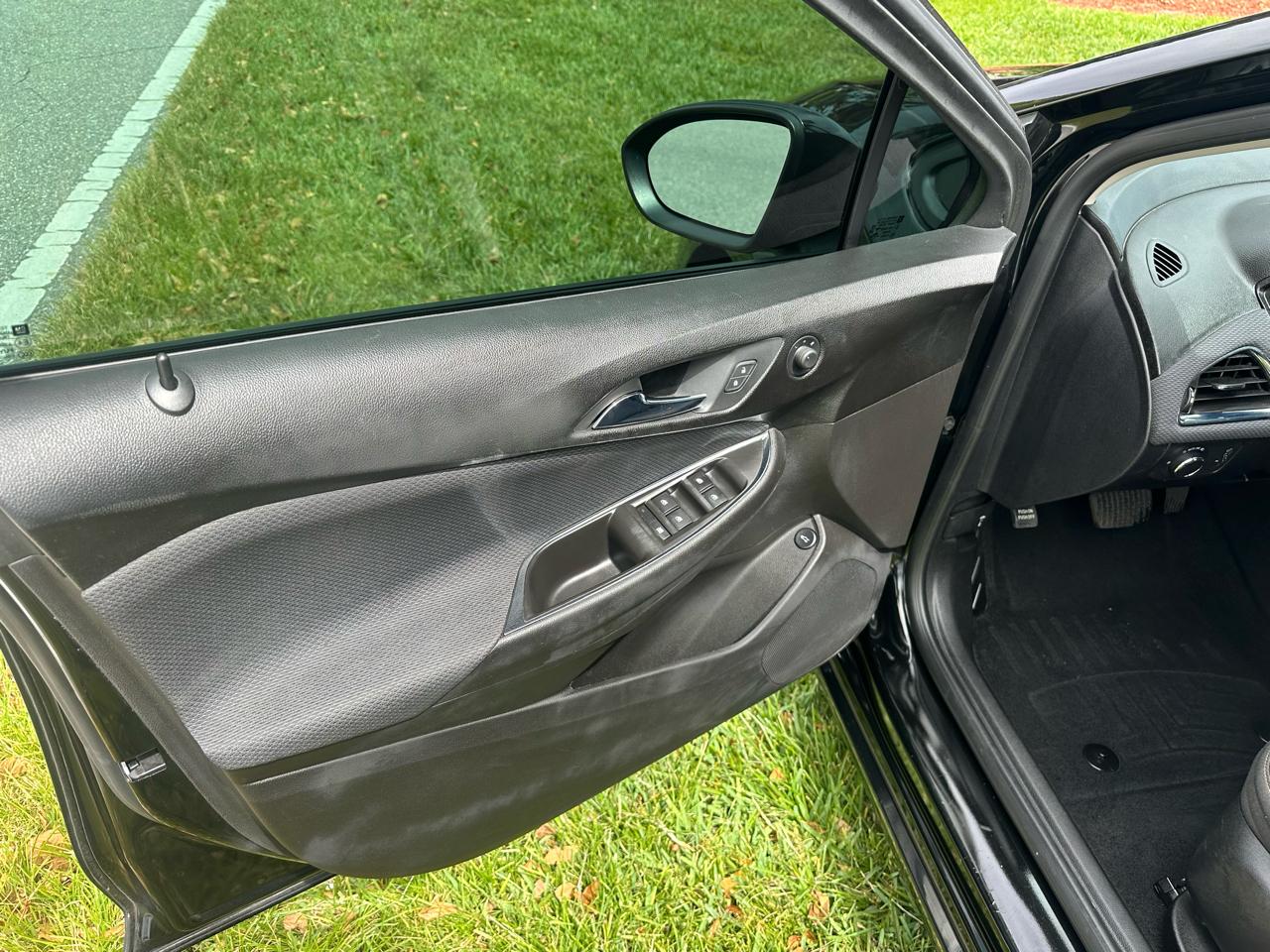 Chevrolet Cruze LS Auto 2018