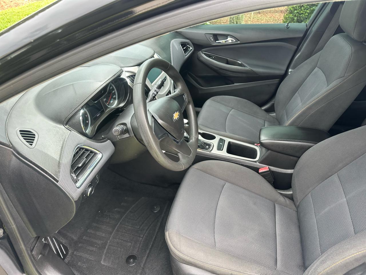 Chevrolet Cruze LS Auto 2018