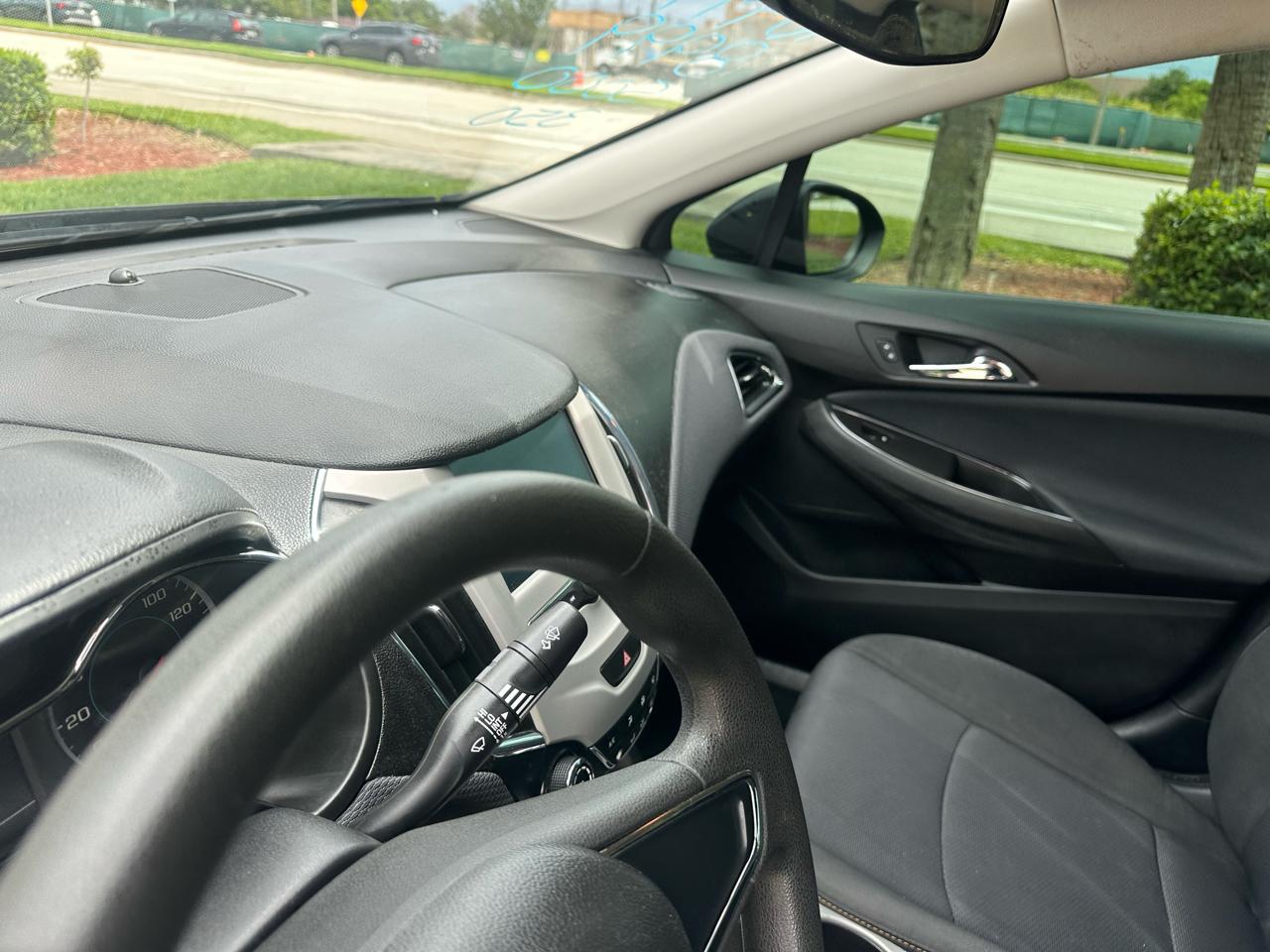 Chevrolet Cruze LS Auto 2018