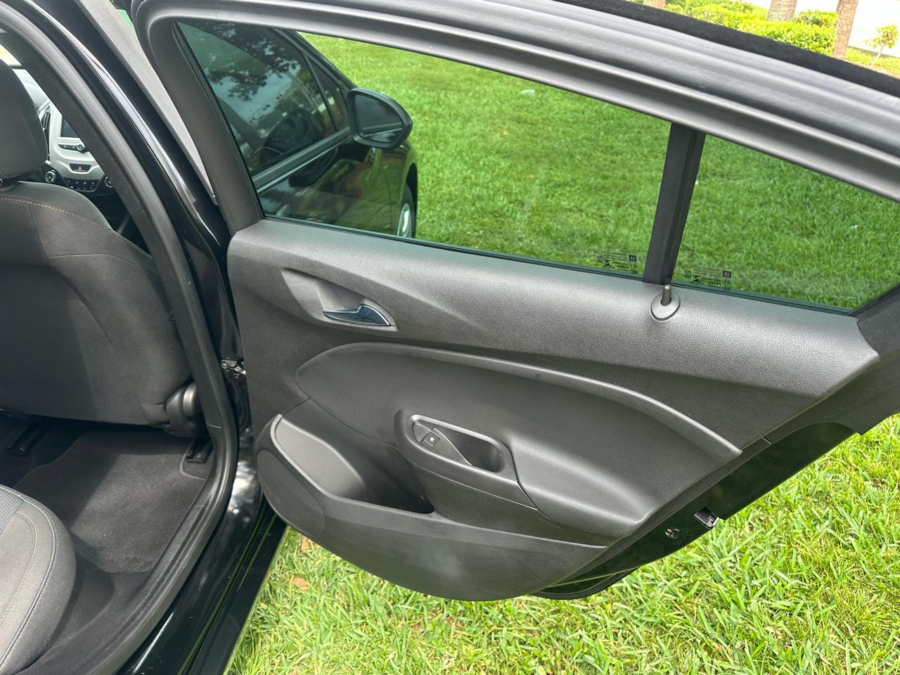 Chevrolet Cruze LS Auto 2018