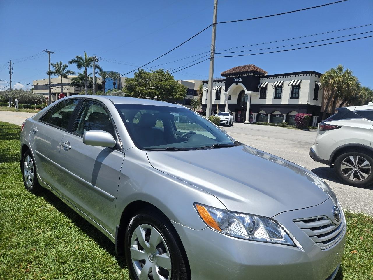 Toyota Camry 2014.5 4dr Sdn I4 Auto LE (Natl) 2009
